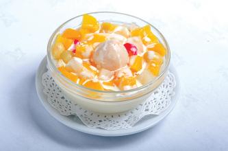 雜果杏仁凍豆腐 Fruit with Sweet Almond Tofu